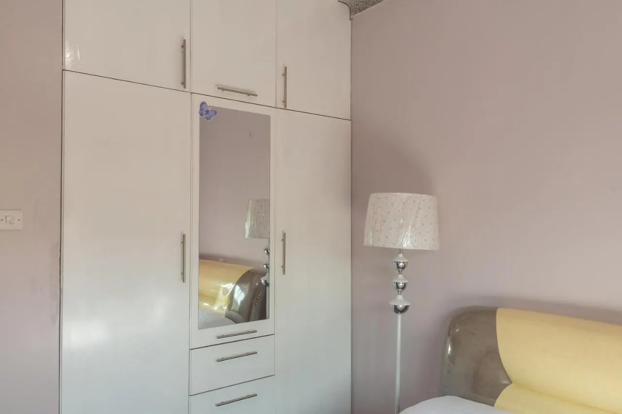 Lägenhet Gracieus Residences Kampala