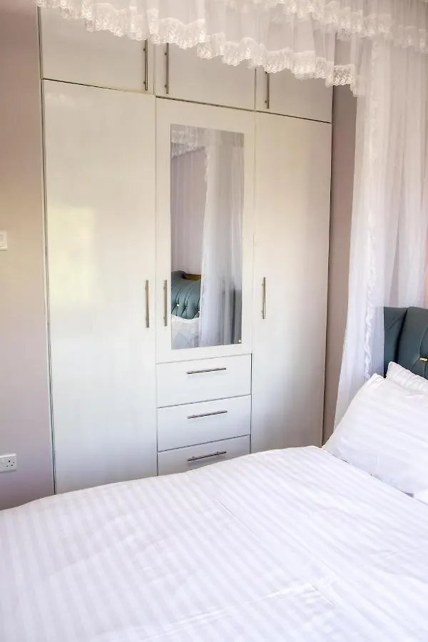 Gracieus Residences Kampala 0*,