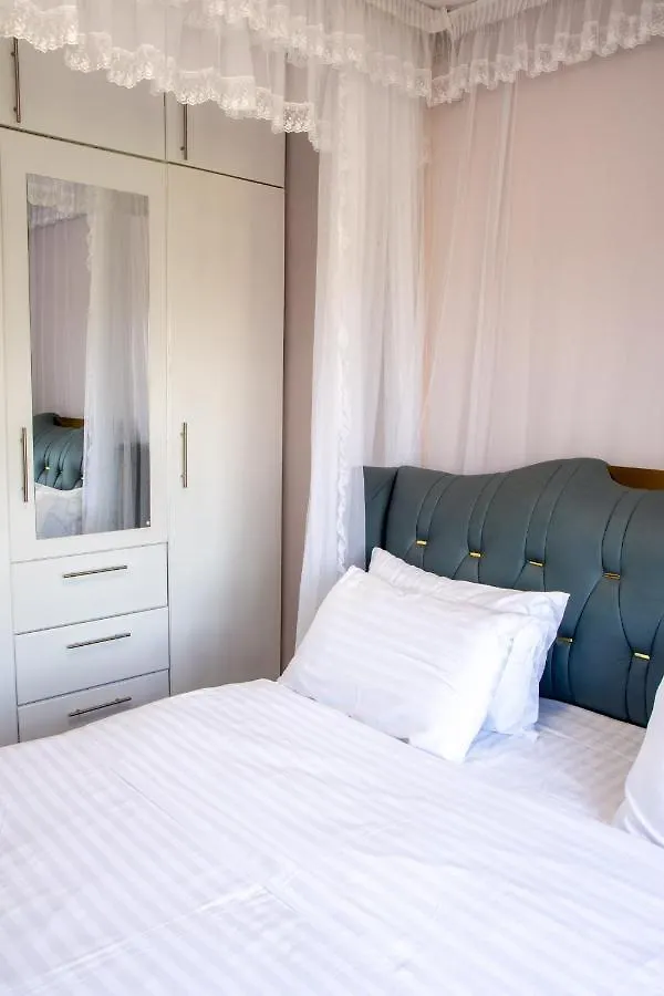 Gracieus Residences Kampala Lägenhet